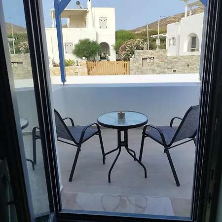 Sunny&blue 3 Paraspori (Paros)