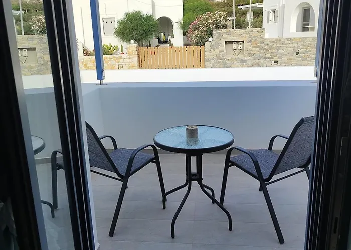 Sunny & Blue 3 Paraspori (Paros)