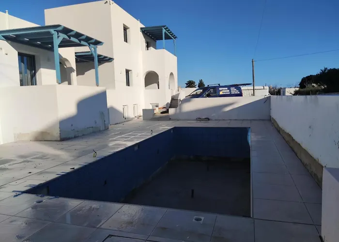 Sunny & Blue 3 Paraspori (Paros)